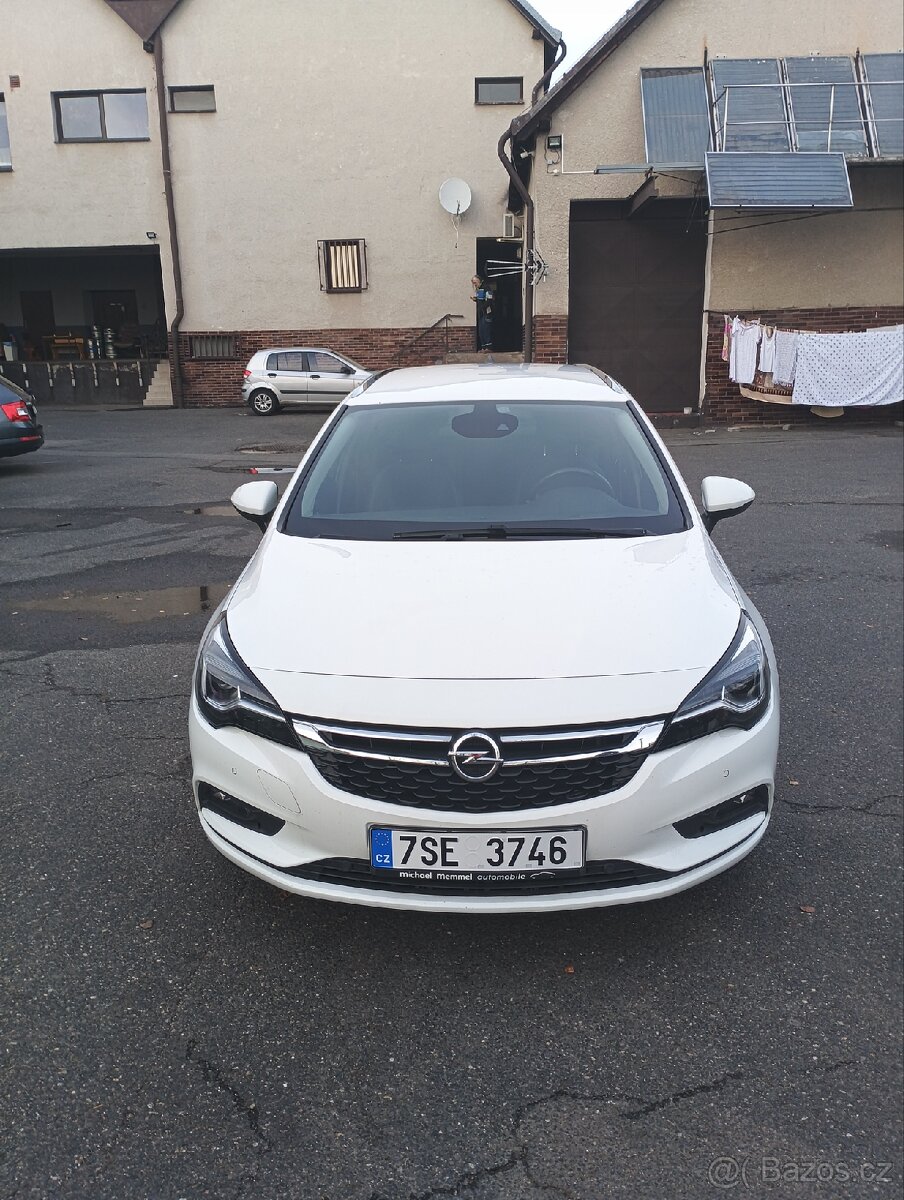 Opel Astra 1.6 Biturbo 118kw