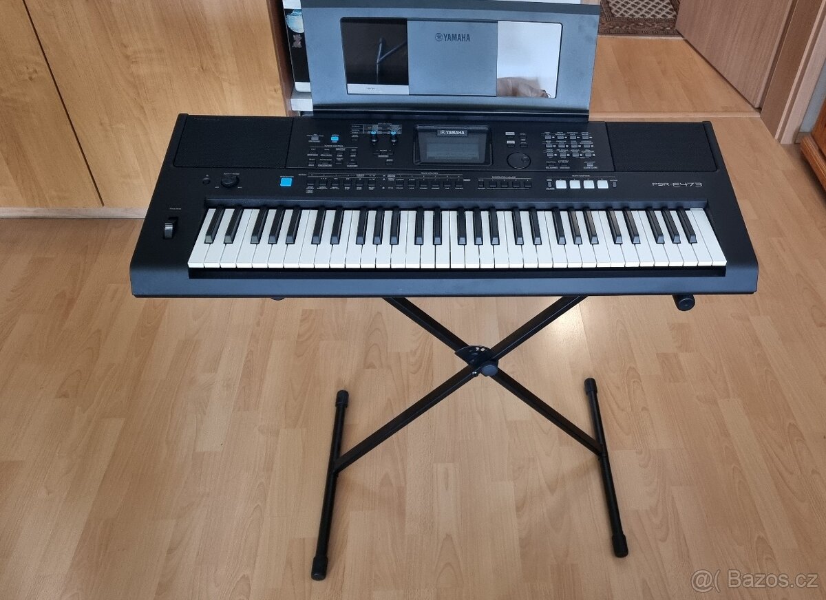 keyboard YAMAHA PSR-E473 + stojan FUN GENERATION X1