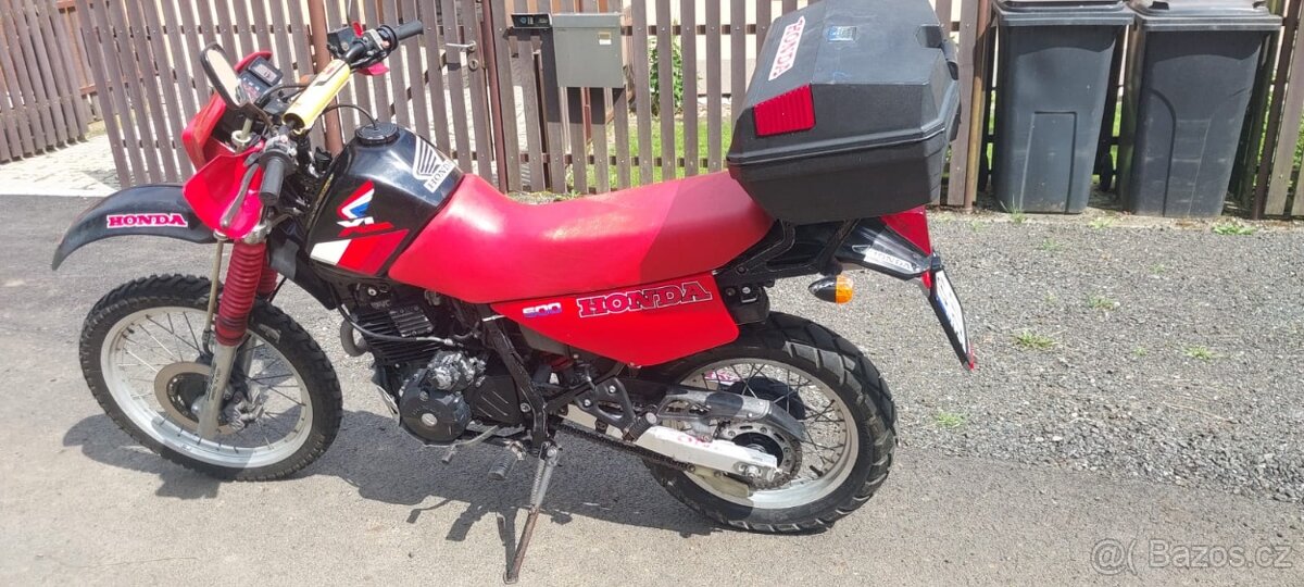Honda xl600 r.v 1987 pojízdná s doklady zachovalá