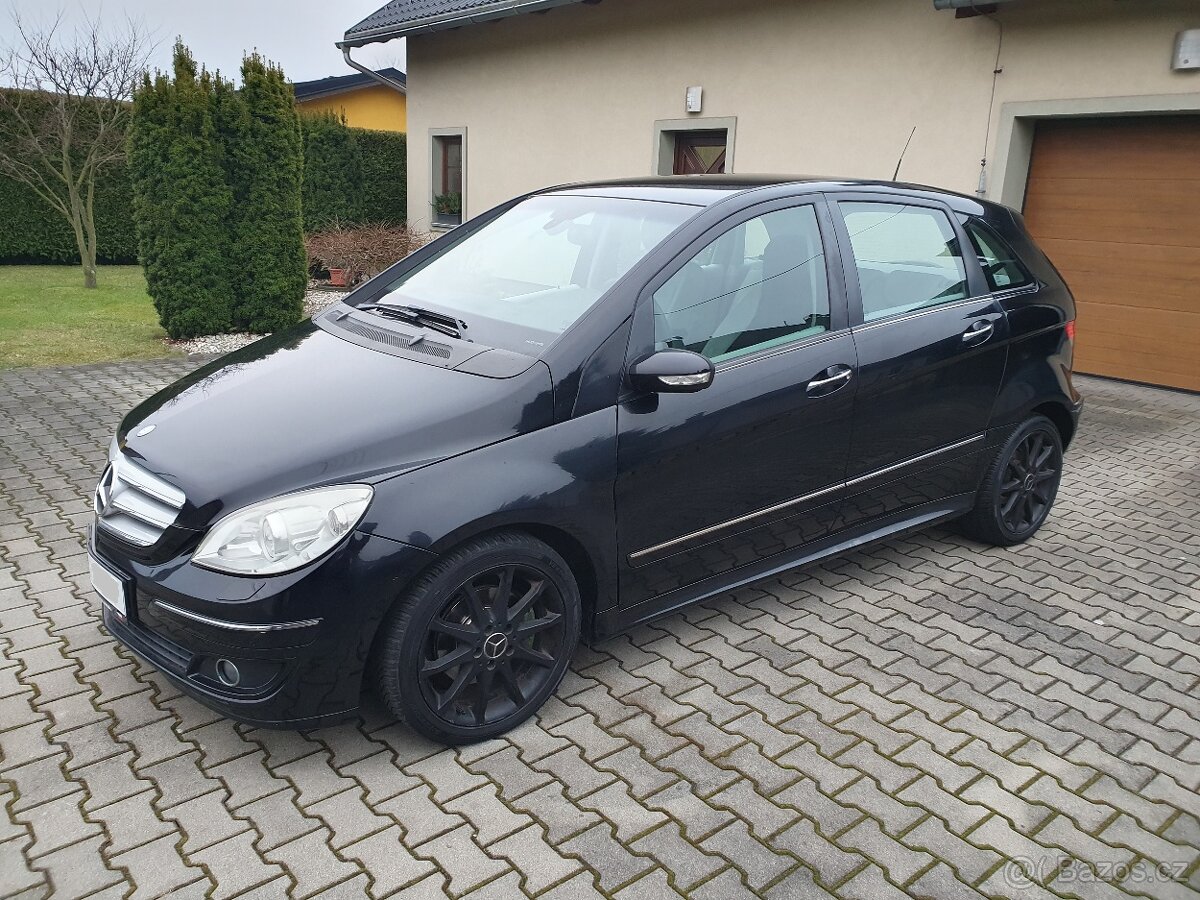 Mercedes-Benz Třídy B180 CDI, AUTOMAT, nová STK