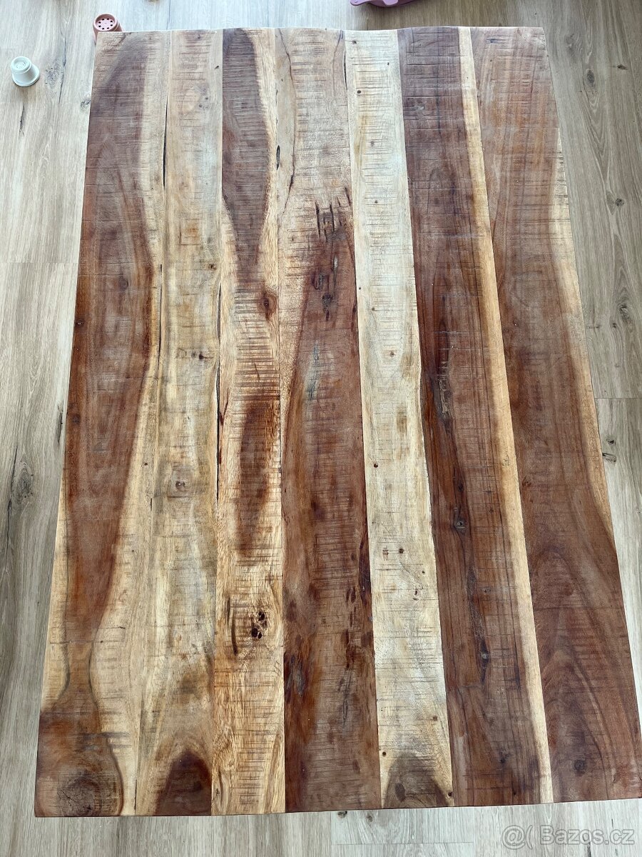 Konferenční stolek