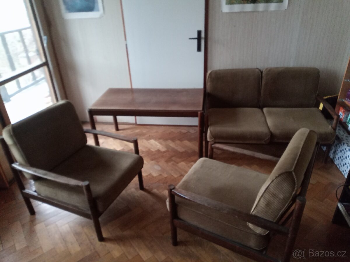 Sedaci souprava, 2 kresla sedacka a stolek