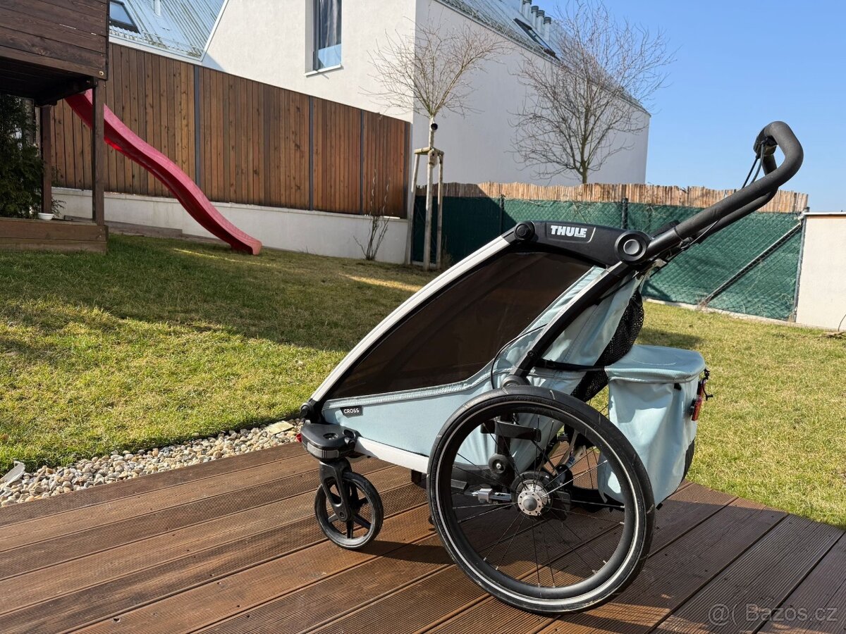 Chariot Thule cross1