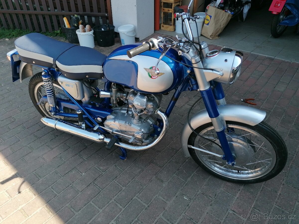 Ducati 125 TS