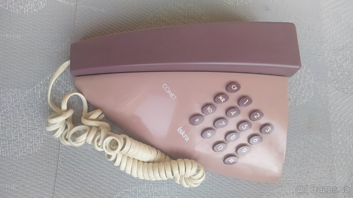 Analogový telefon 3 ks