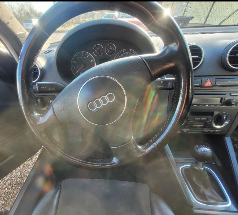 Prodám kompletný volant s airbagom na audi a3 8p