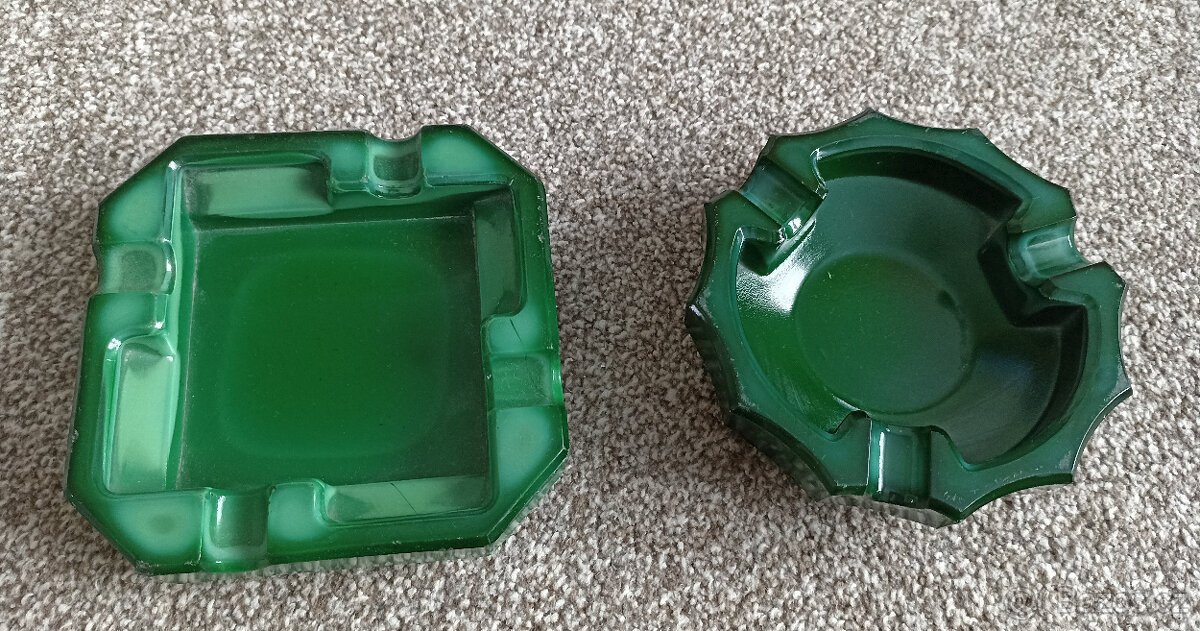 2x popelník malachitové sklo – jade