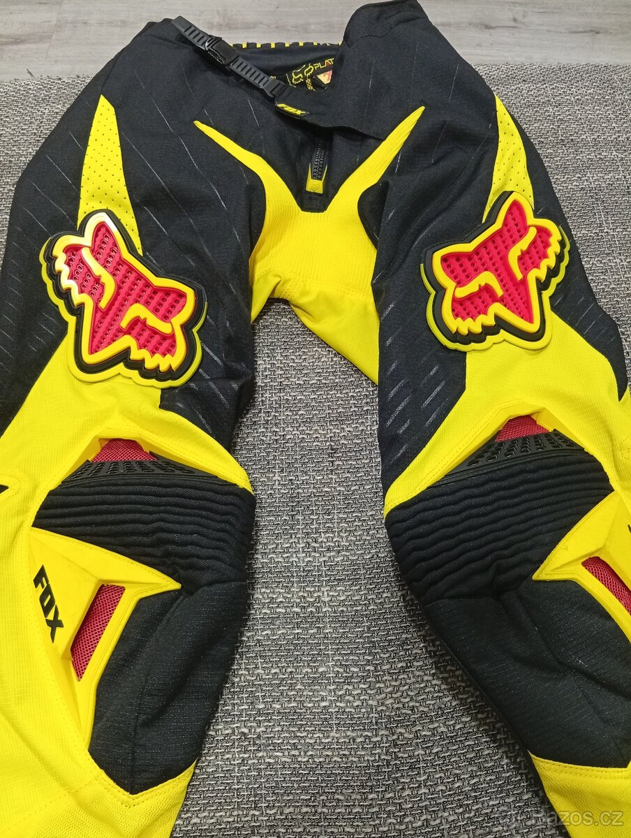 Prodám 2x použité kalhoty FOX na motocross,