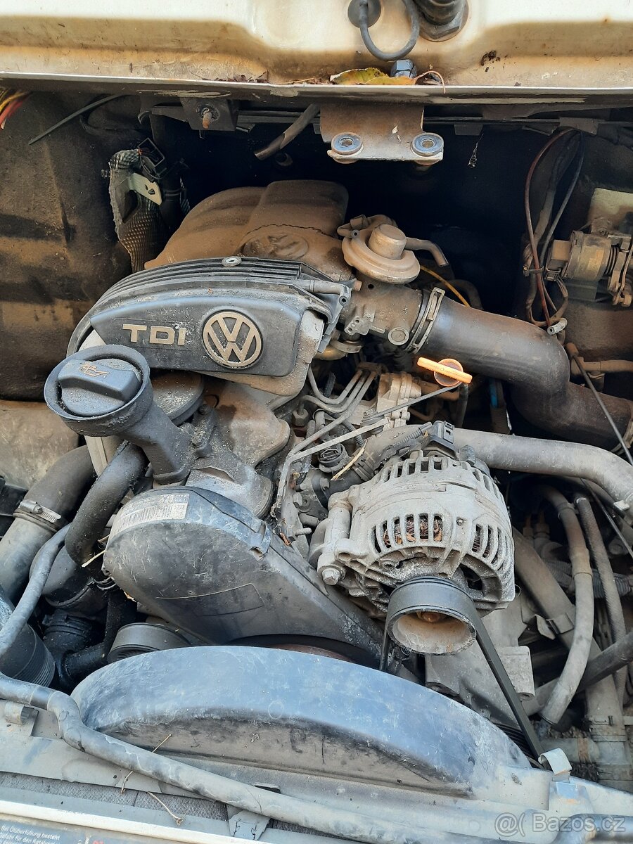 Motor VW LT 46 2.5TDI 80kw typ AVR