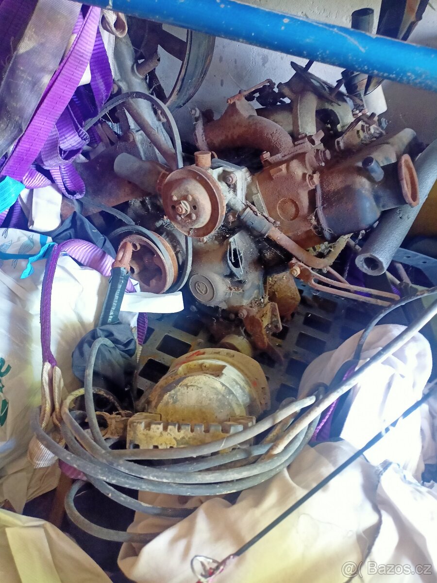 Motor Škoda 100l