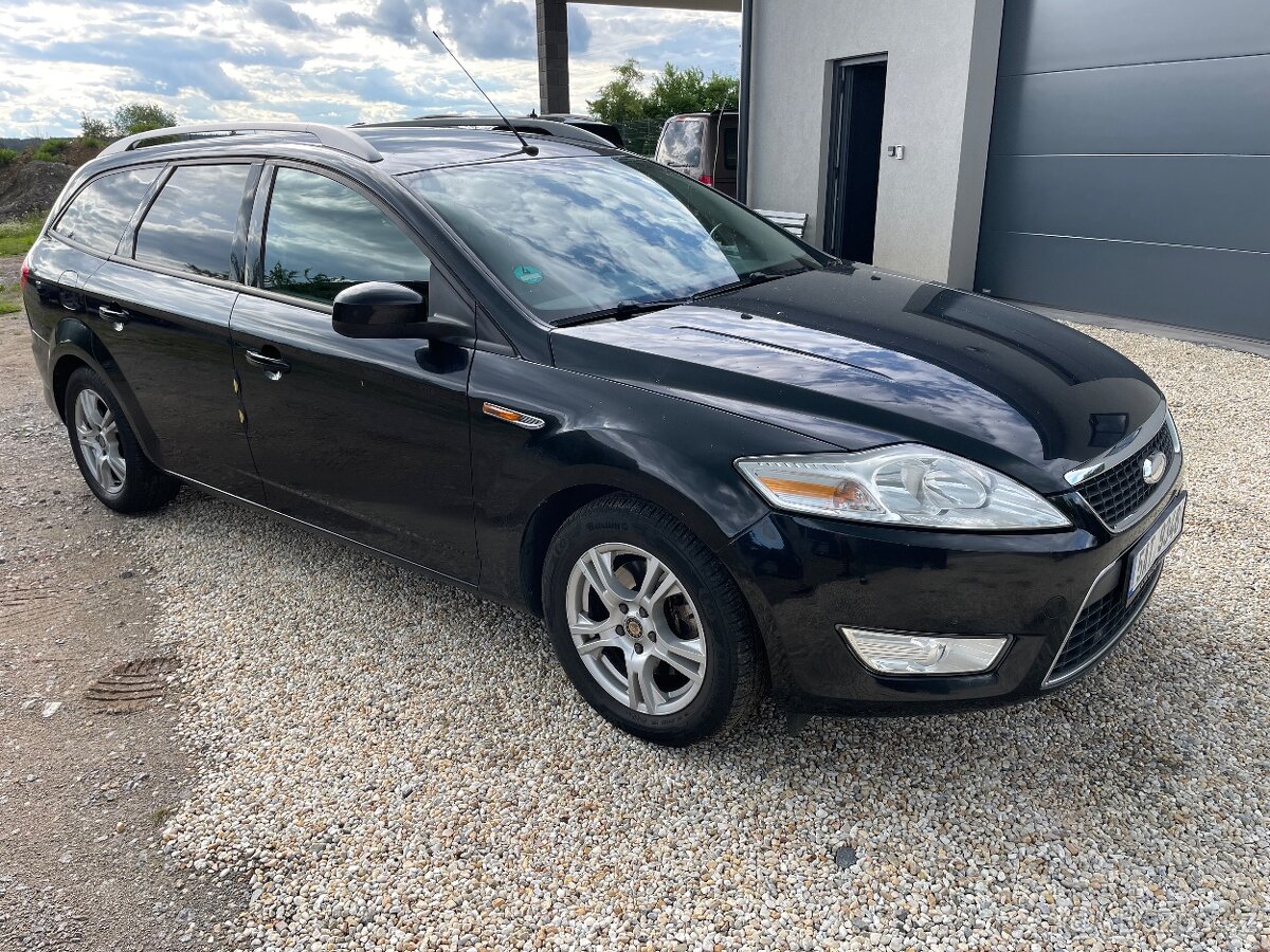 FORD MONDEO 2,0TDCI 103KW COMBI GHIA model 2011