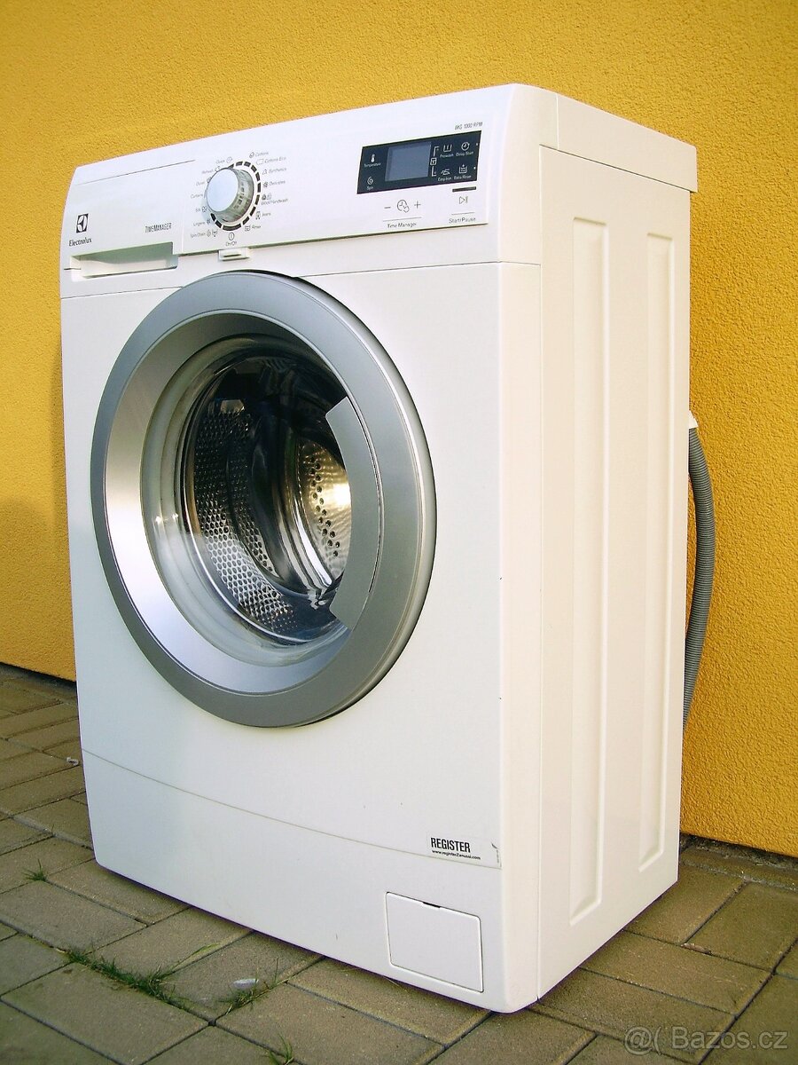 Úzká pračka ELECTROLUX