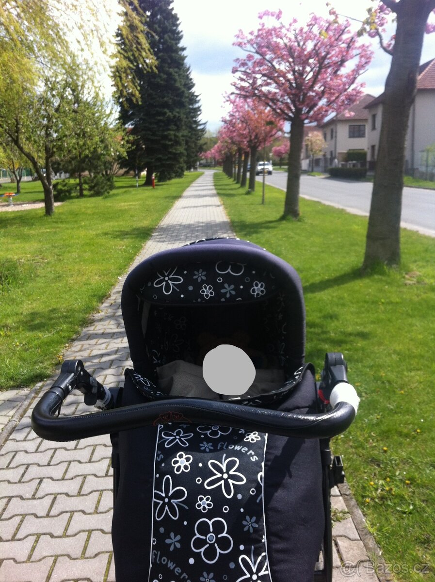 Kočárek trojkombinace: korba, autosedačka,sporťák Chvaletice