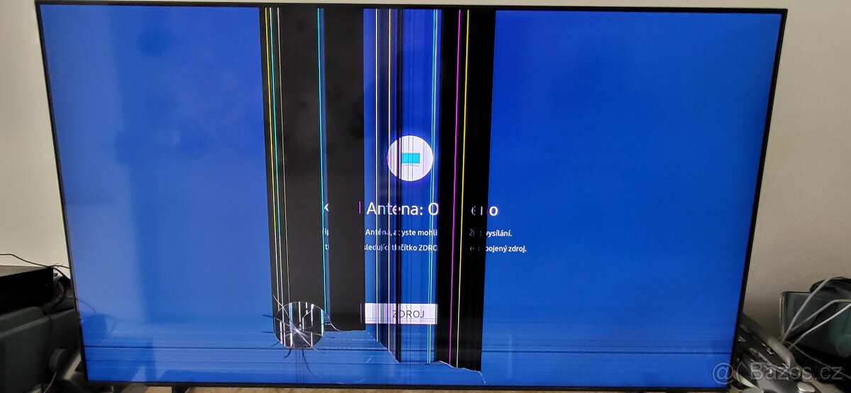 Prodám QLED TV Samsung QE65Q67 na náhradní díly