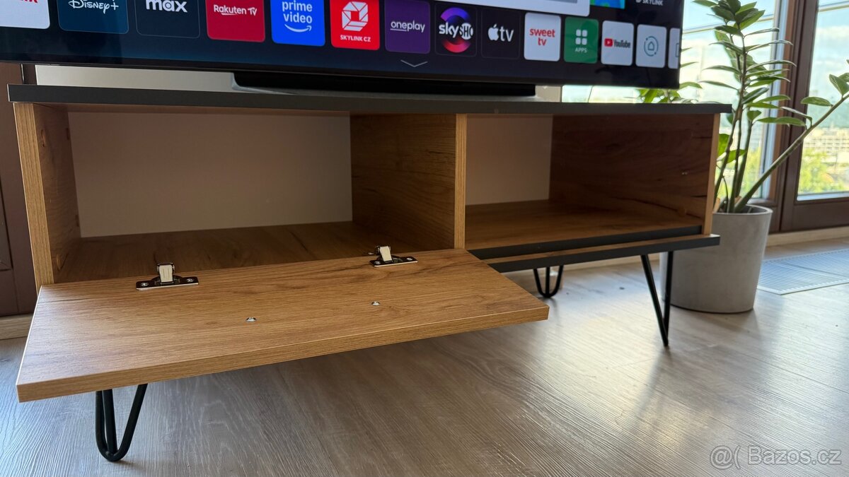 TV Stolek, perfektní stav
