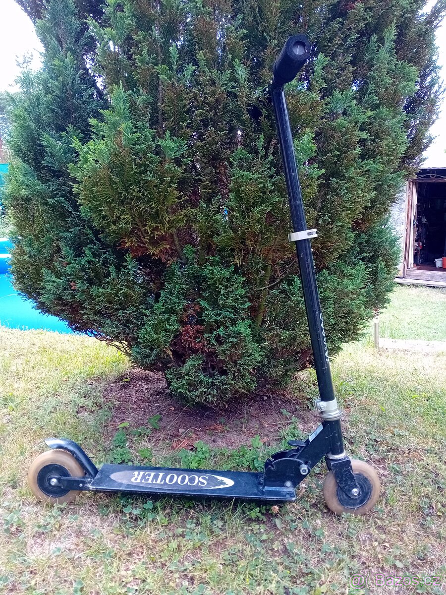 Koloběžka Scooter