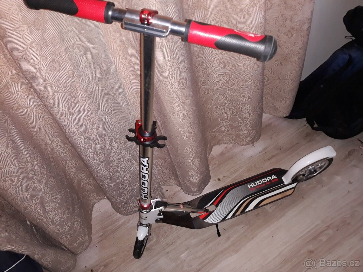 Koloběžka Hudora BIG WHEEL AIR 205