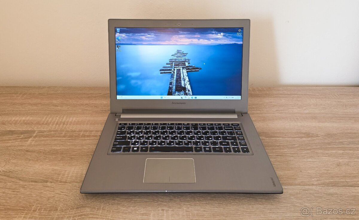 Lenovo IdeaPad Z400 (i5-3210M, 16 GB RAM, GT635M, SSD)