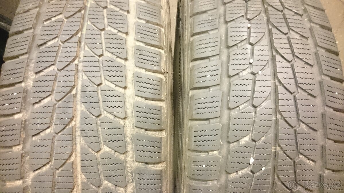 zimní 205/60 R16 C 4ks, 215/60 r 17 C 2ks a 225/60 R17 4+2ks
