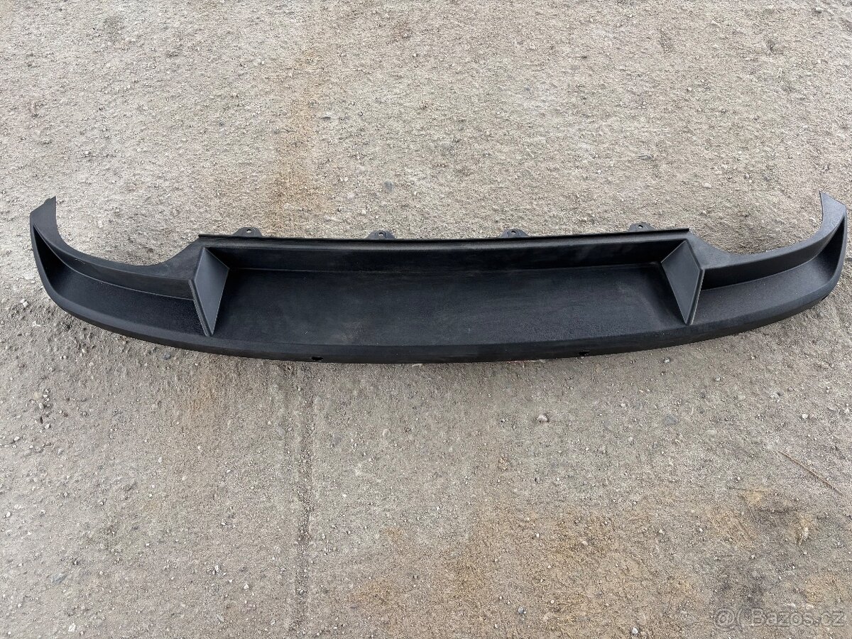 Spoiler zadního nárazníku Škoda Octavia III