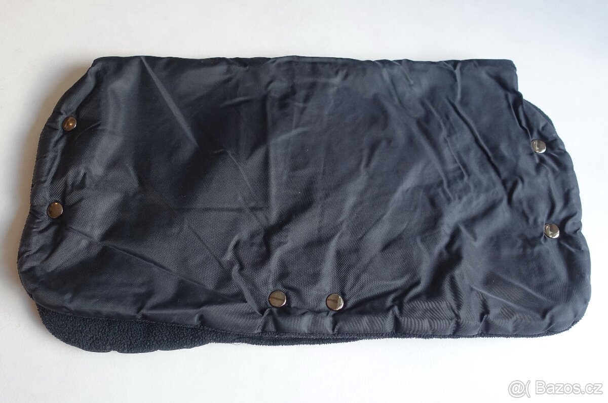 Rukávník ke kočárku