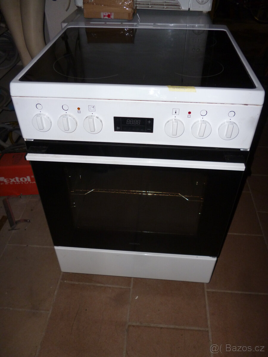 elektrický sporák mora na 230 či 400v,š-60cm,sklokeramika