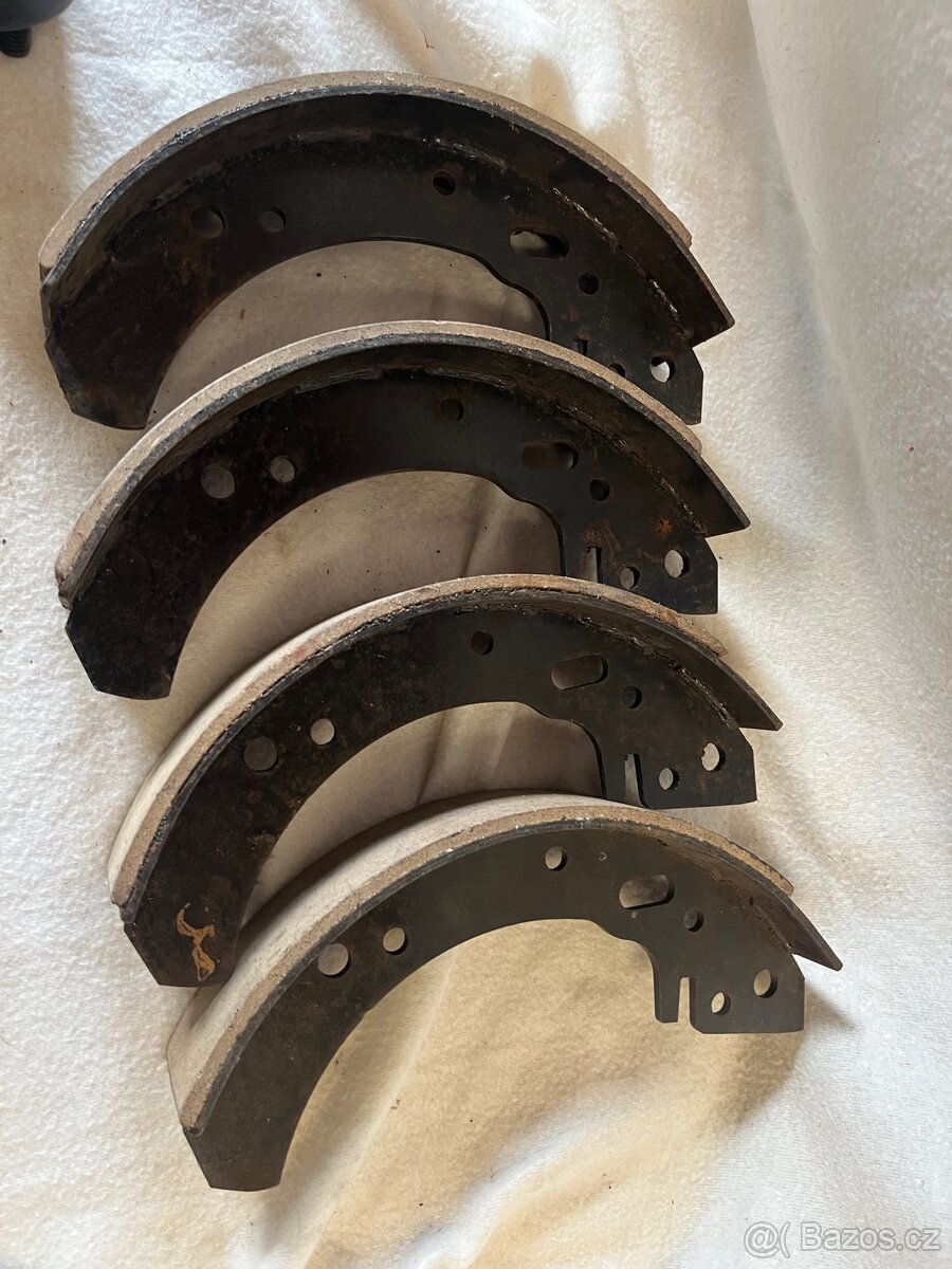 Směs novým dílu Škoda 1203