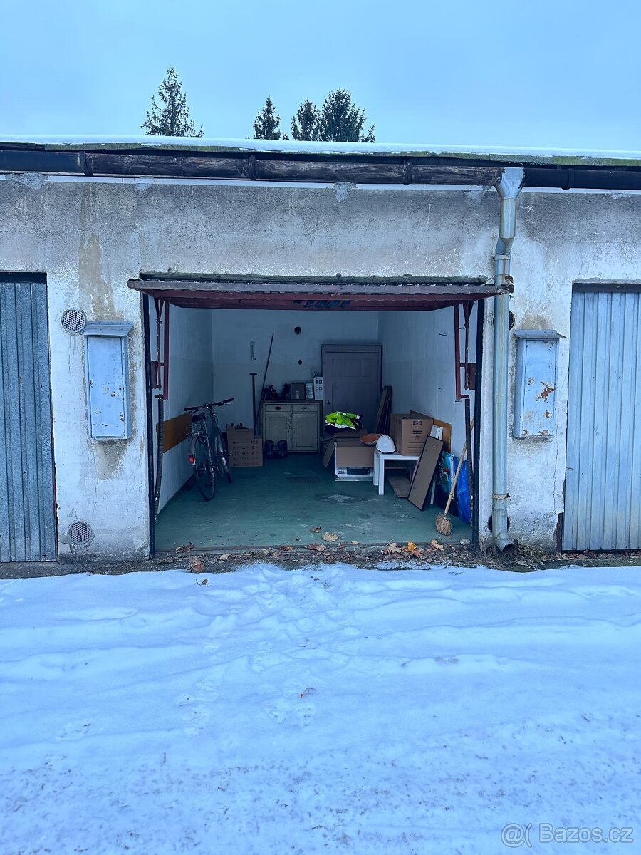 Pronájem garáže 18 m²