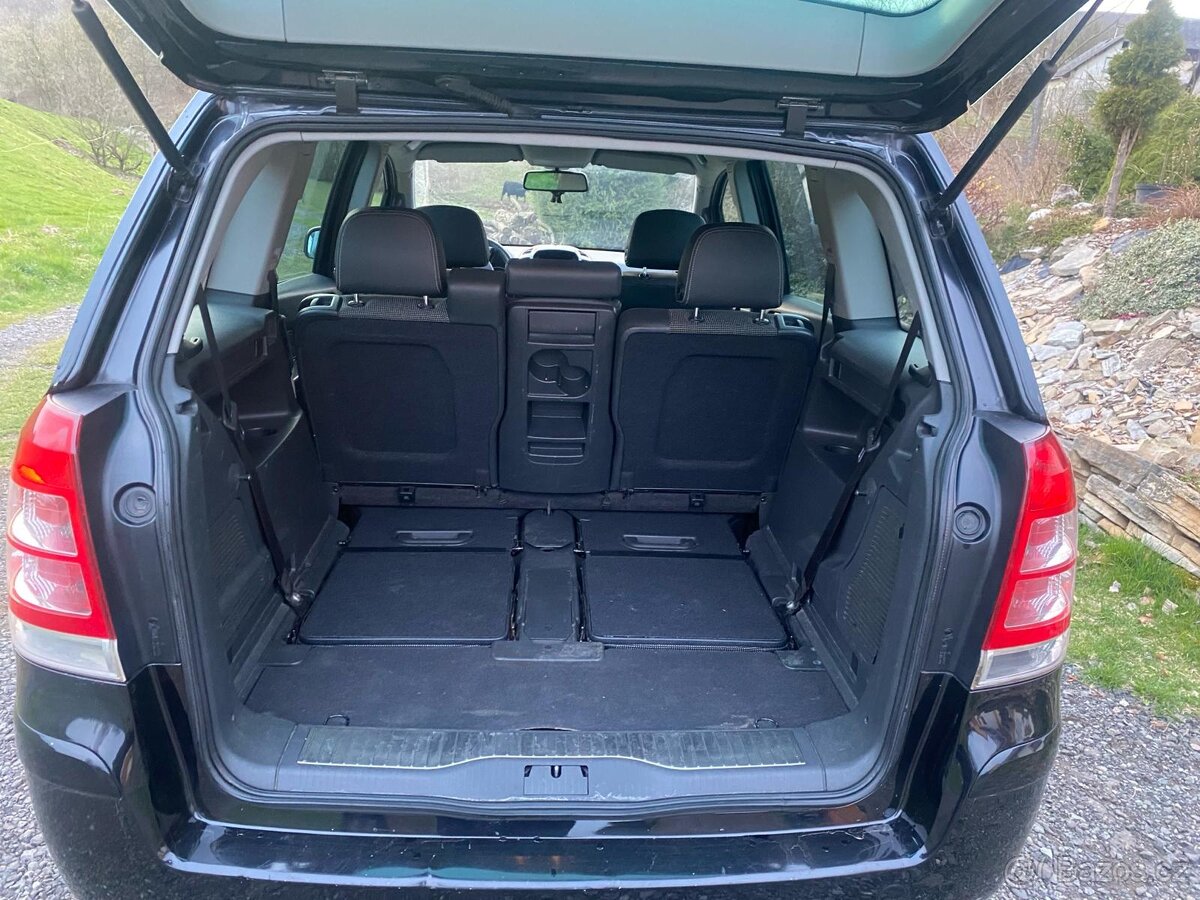 Opel Zafira 1.7 DTJ