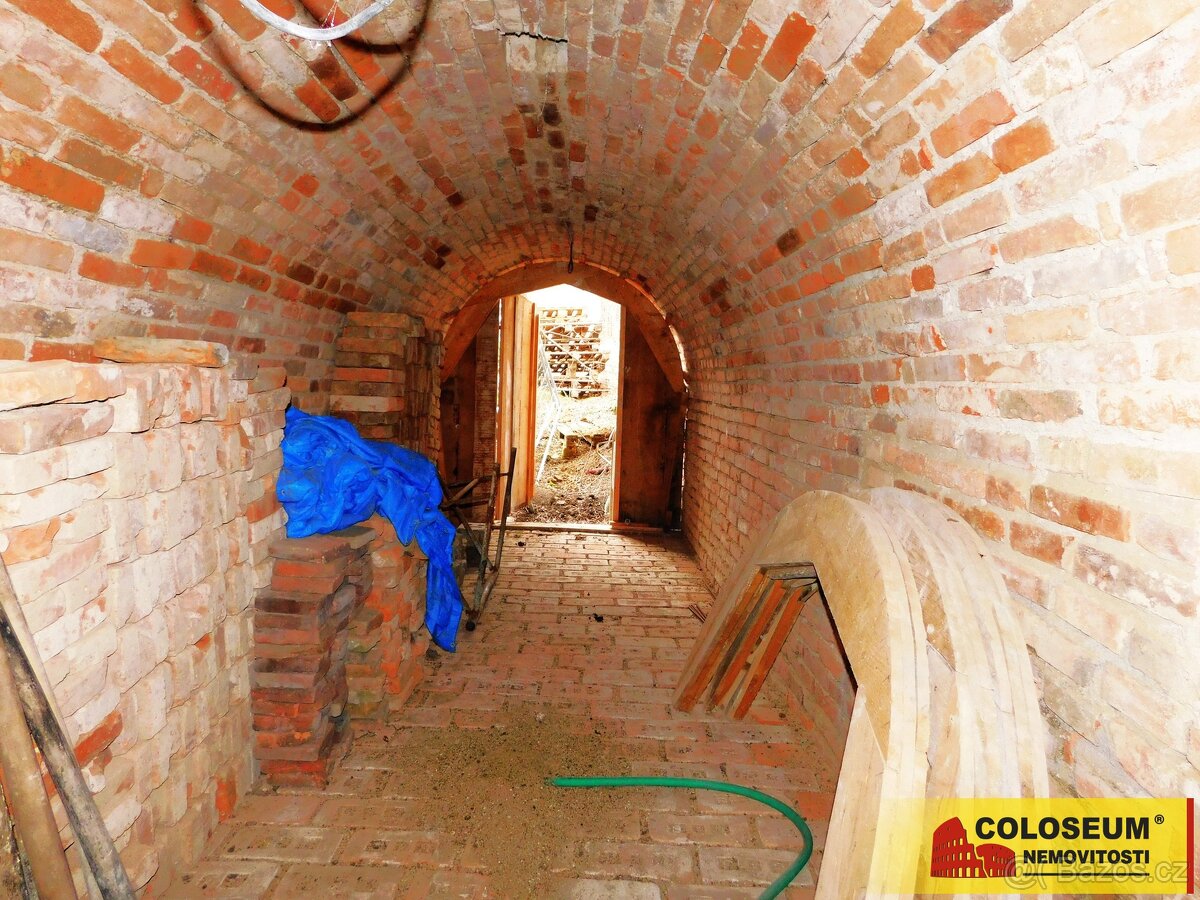 Chvalovice, vinný sklep, 24 m2, zděný – vinný sklep