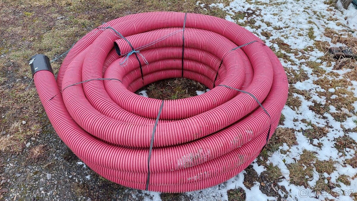 Chránička kabelu korugovaná ohebná 50 m