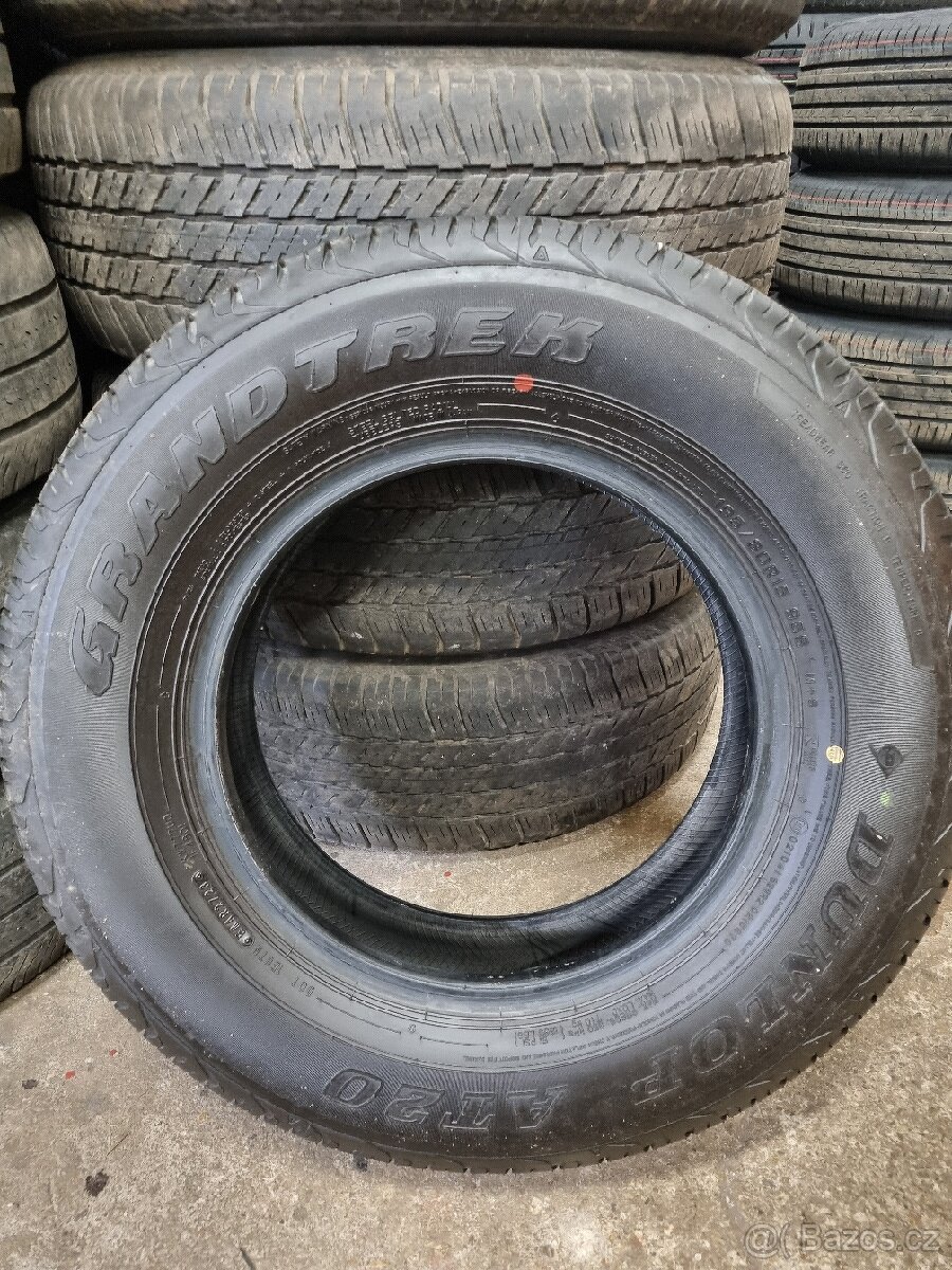 Pneu 195/80-R15 Dunlop