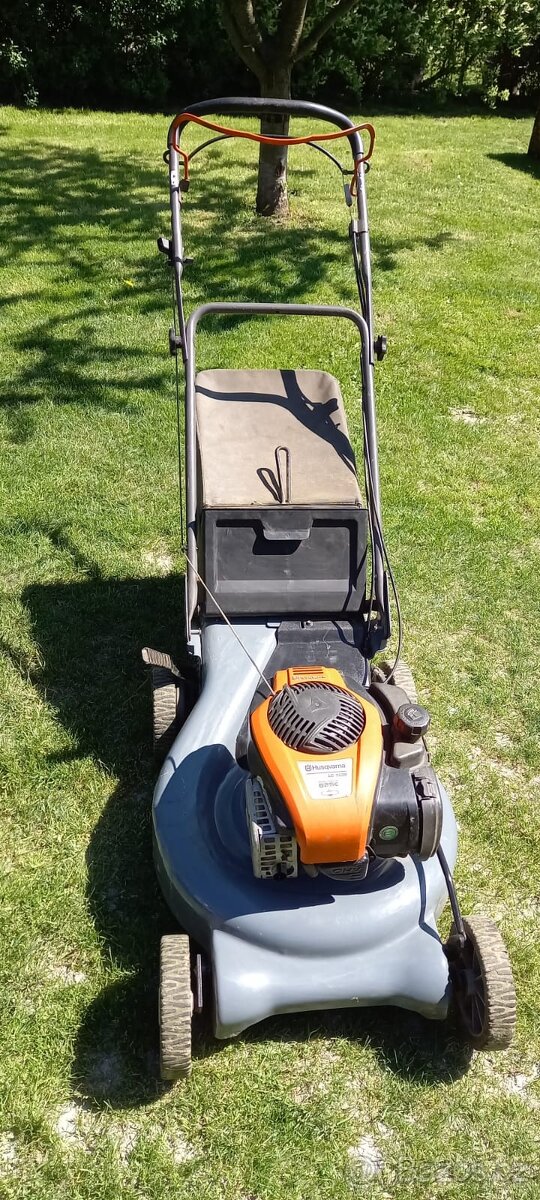 Husqvarna LC 153S