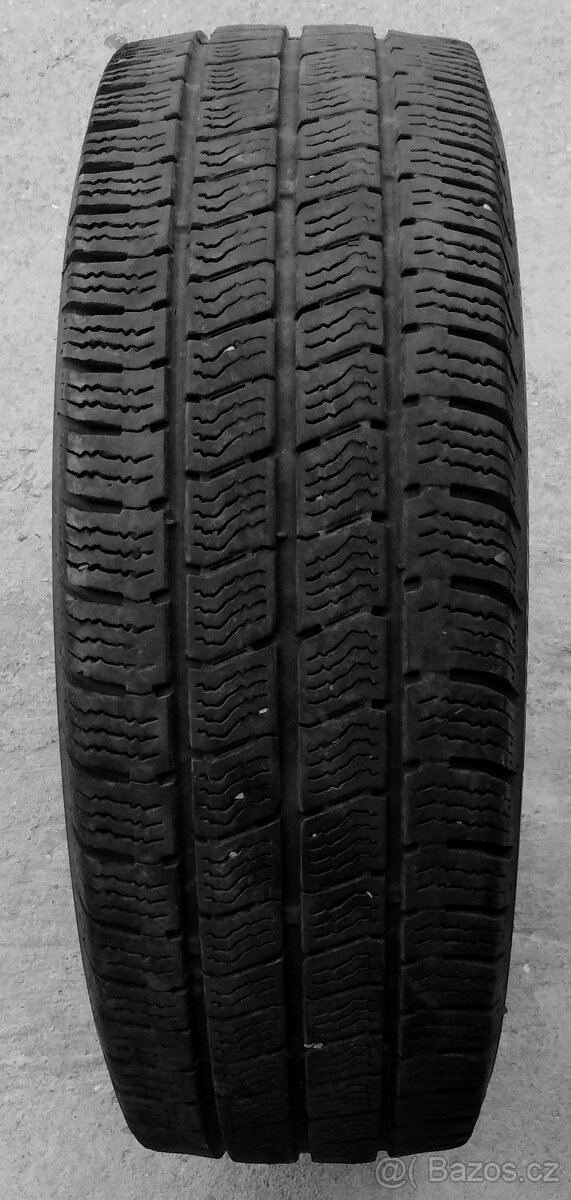 ZIMNÍ ZÁTĚŽ.PNEU 215 70 15-C BARUM