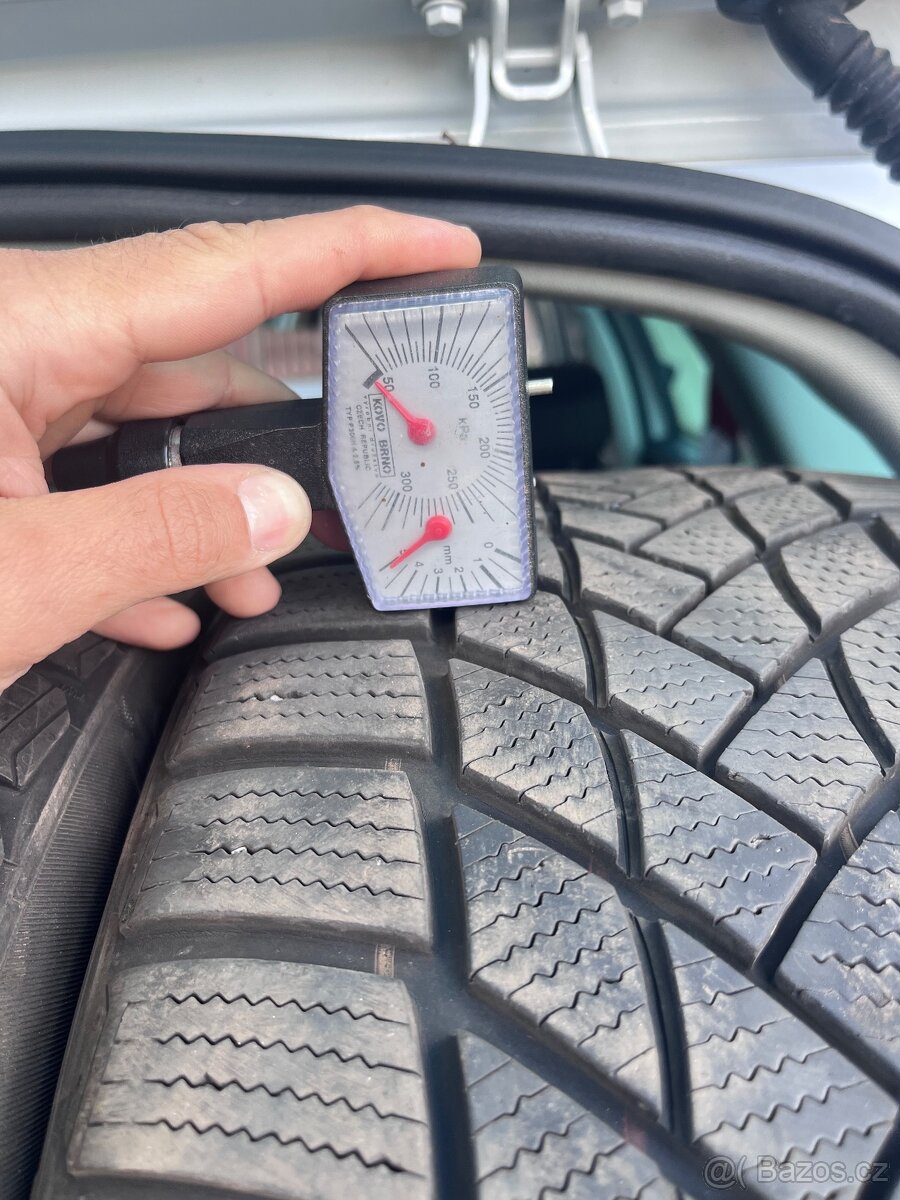 Matador Nordica 235/40 r19