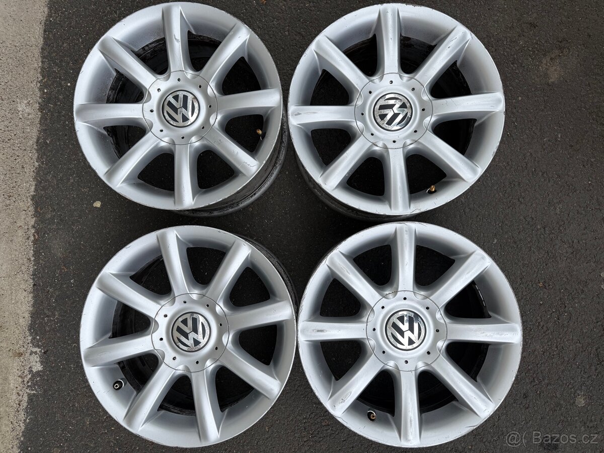 VW Originál Elektrony R15 5x112