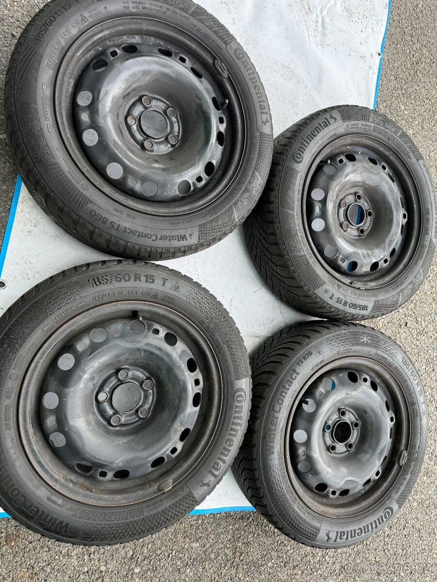 Sada kol Škoda Rapid 5x100 vč. pneumatik 185/60 R15