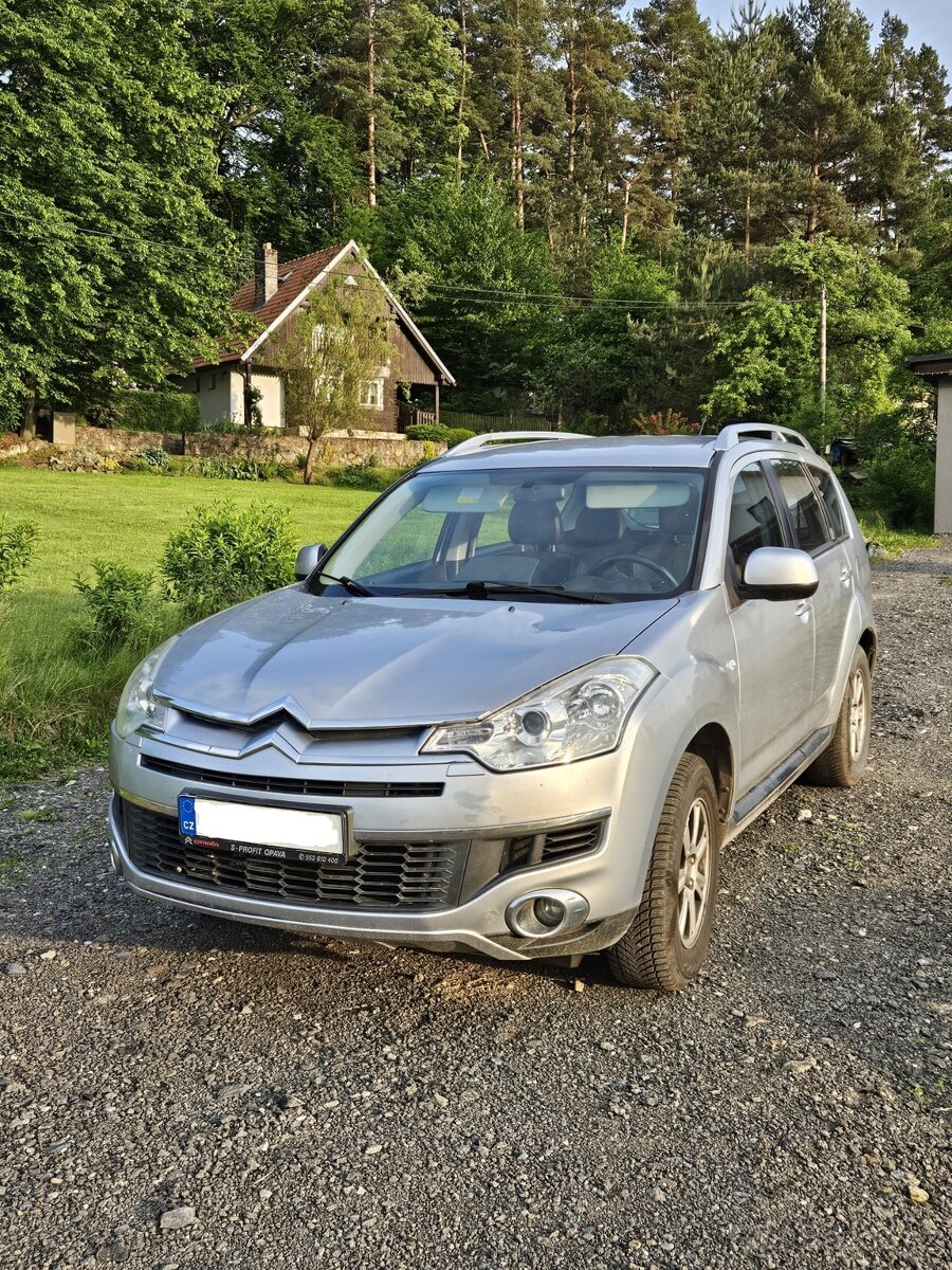 Citroen C-Crosser 2.4 benzín 4x4