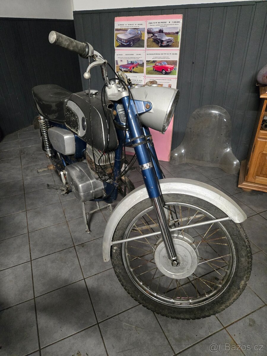 ČZ 175 sport