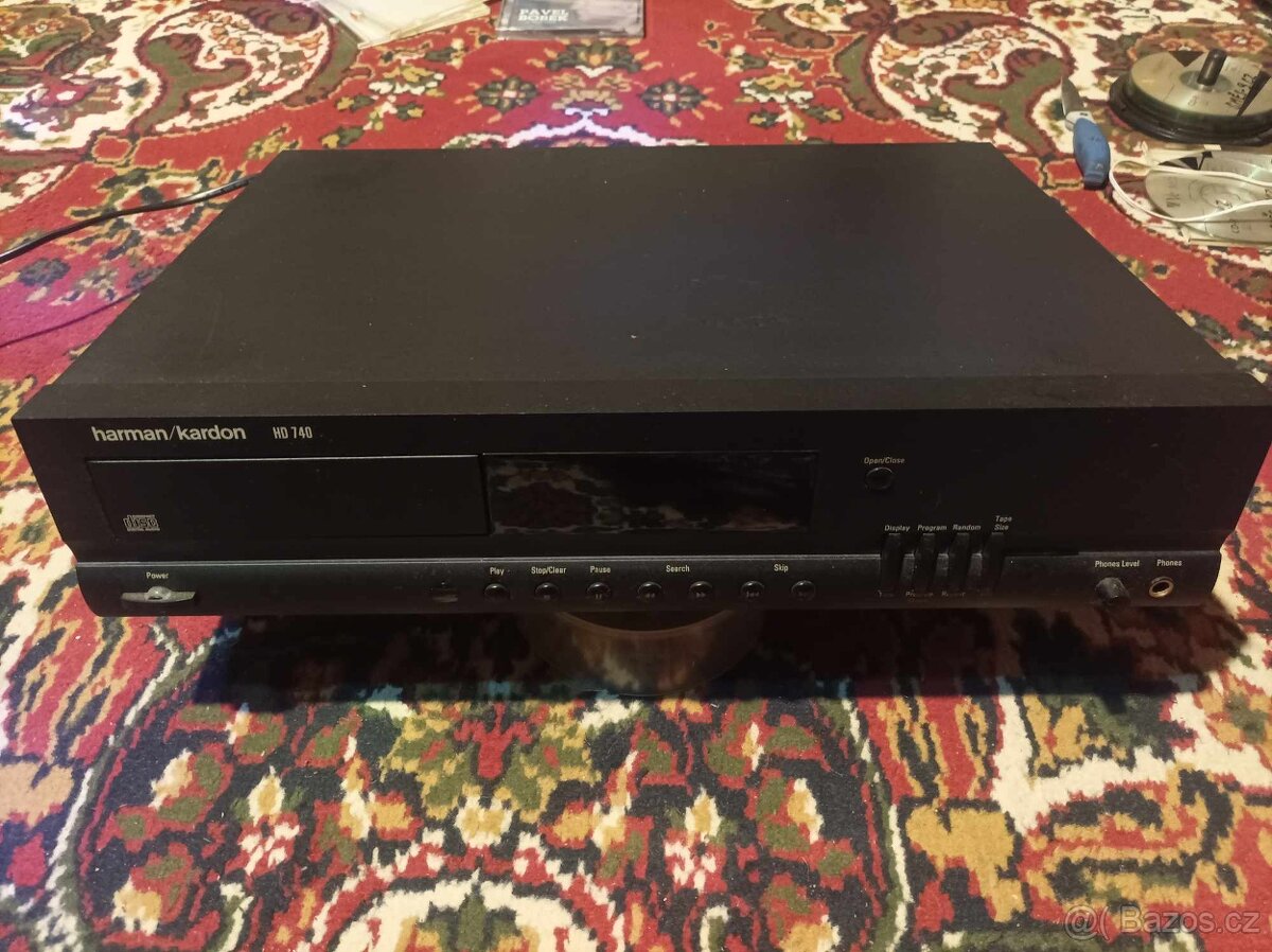 Harman Kardon HD 740