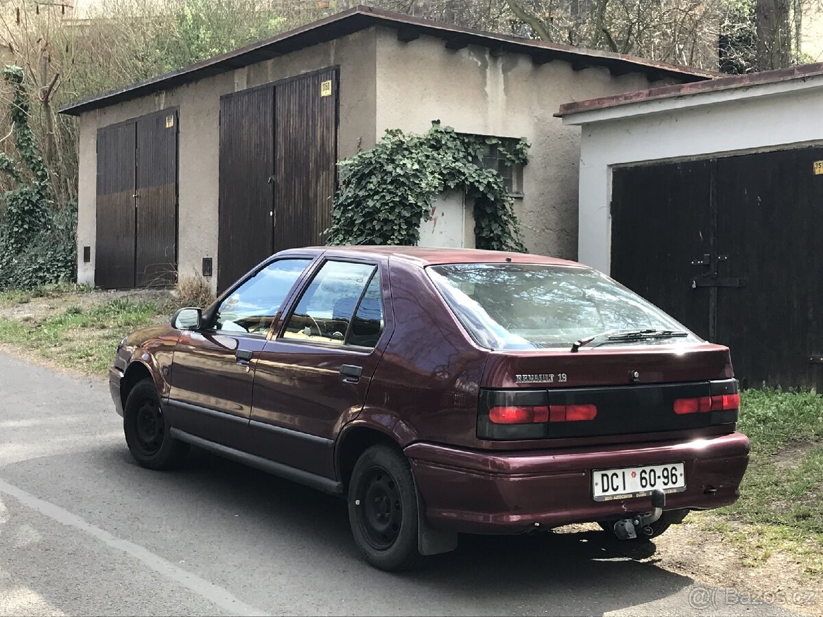 Renault 19 - rv 1994 - 58 tis km