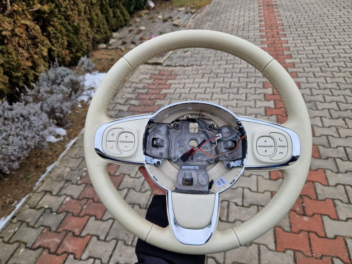 Volant Fiat 500 facelift