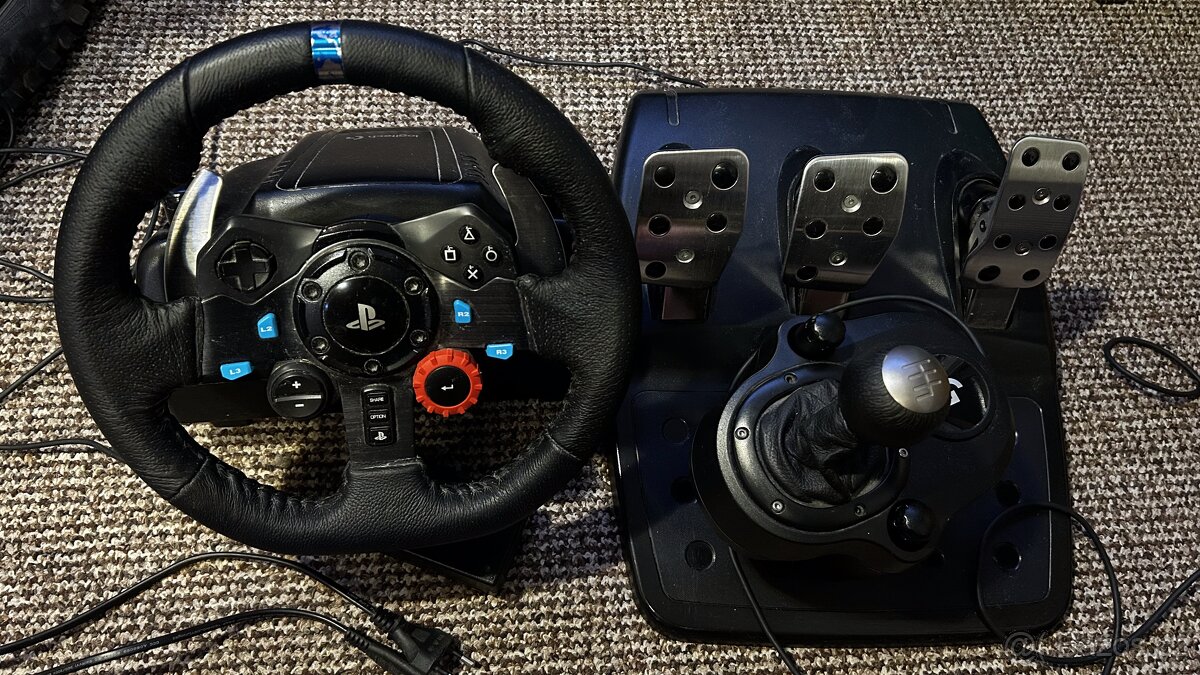 Logitech G29