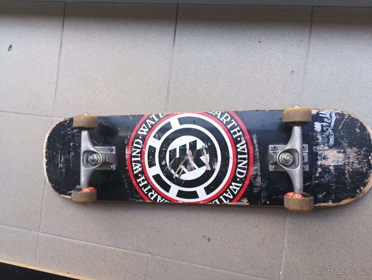 Skate element