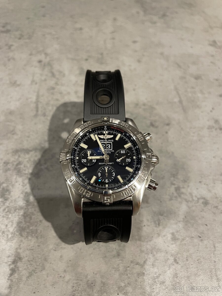 Breitling blackbird 2011