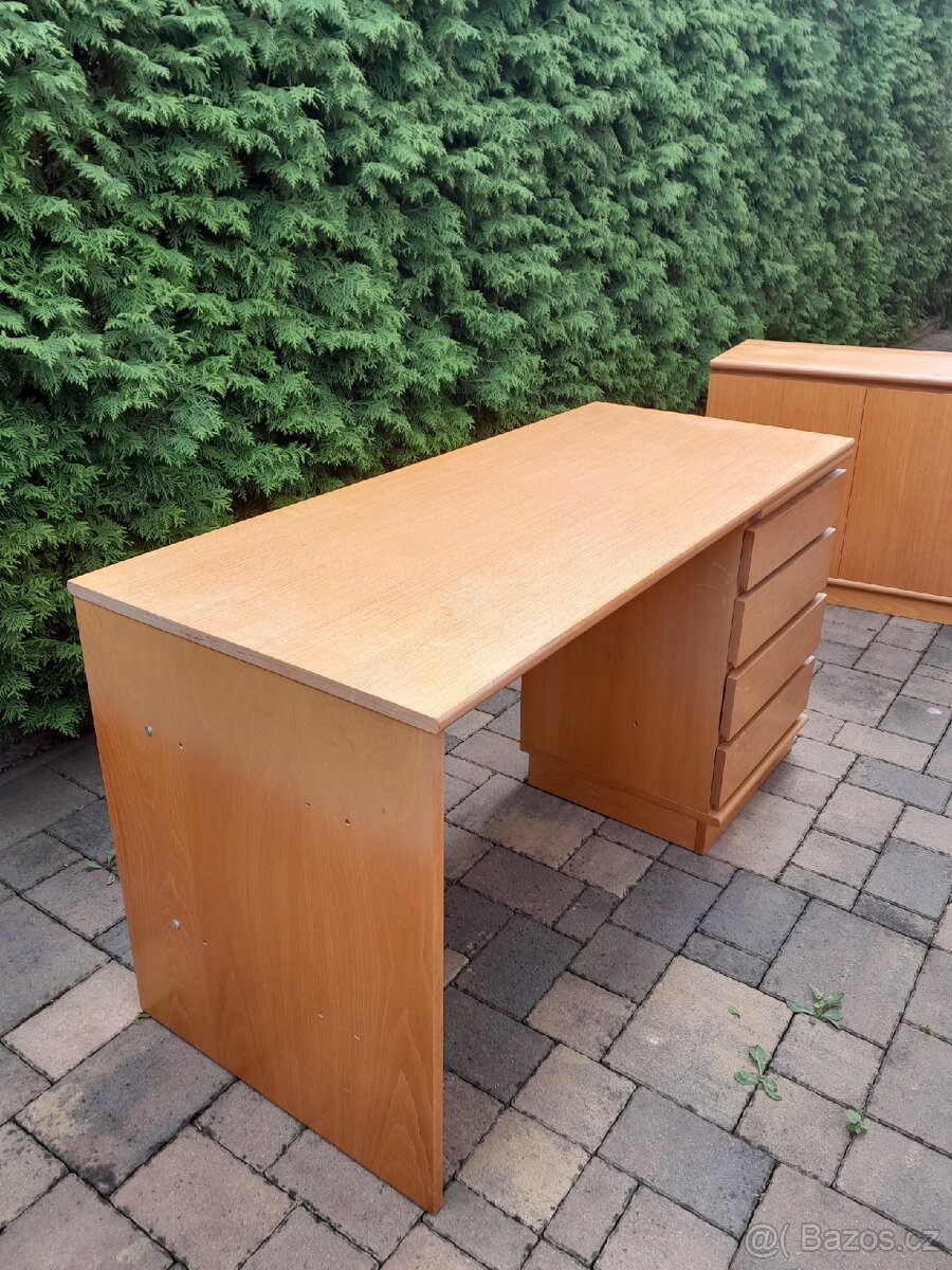 Nábytkový komplet, psací stůl, 2xskříňky