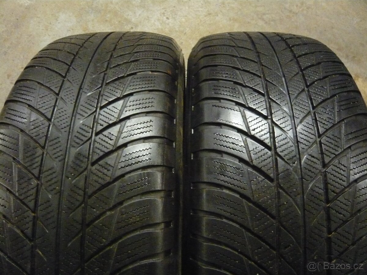 Pneu 225/60/18, 225-60-18, 225 60 18 - - - -