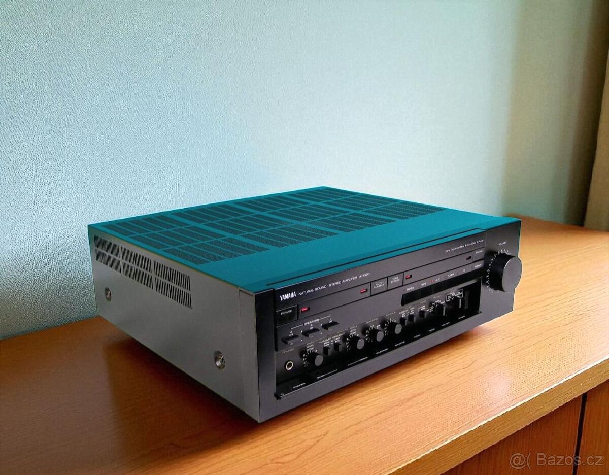 YAMAHA A-1020 TOP STEREO AMPLIFIER