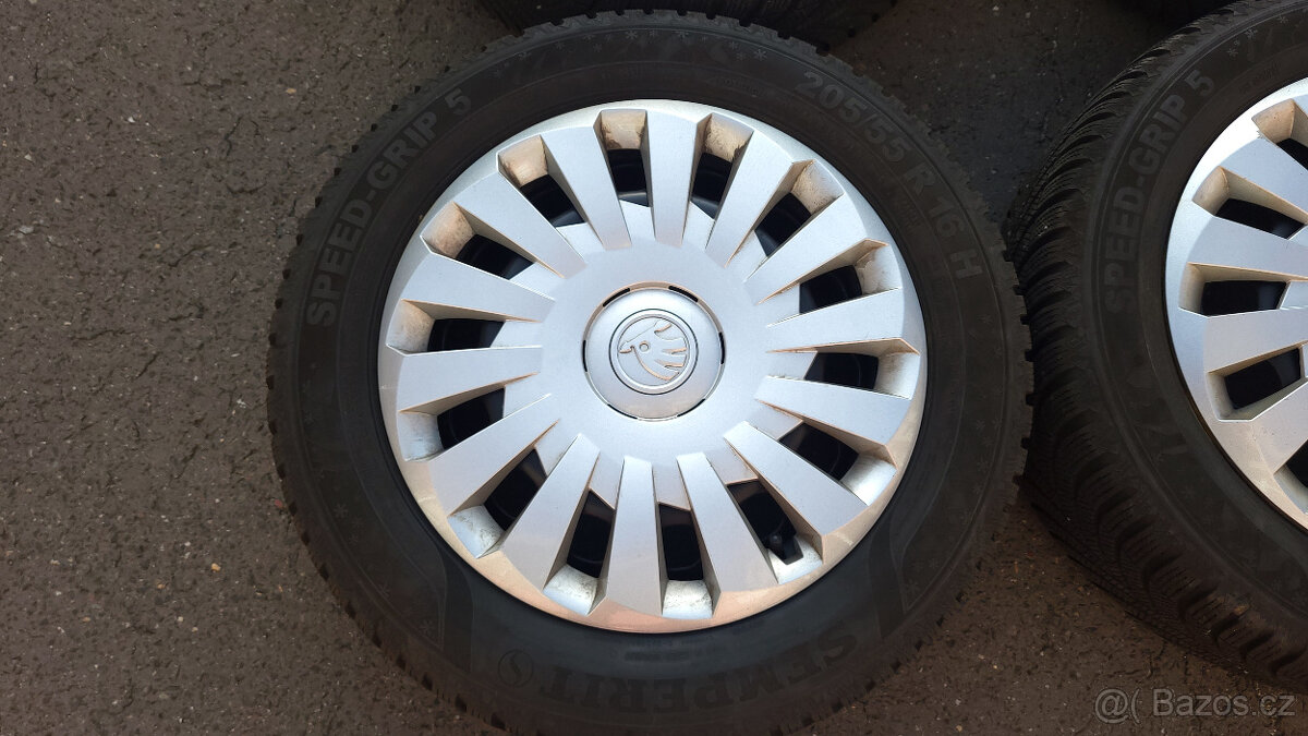 Téměř nová orig. zimní kola 16" 5x112 Škoda Octavia III.