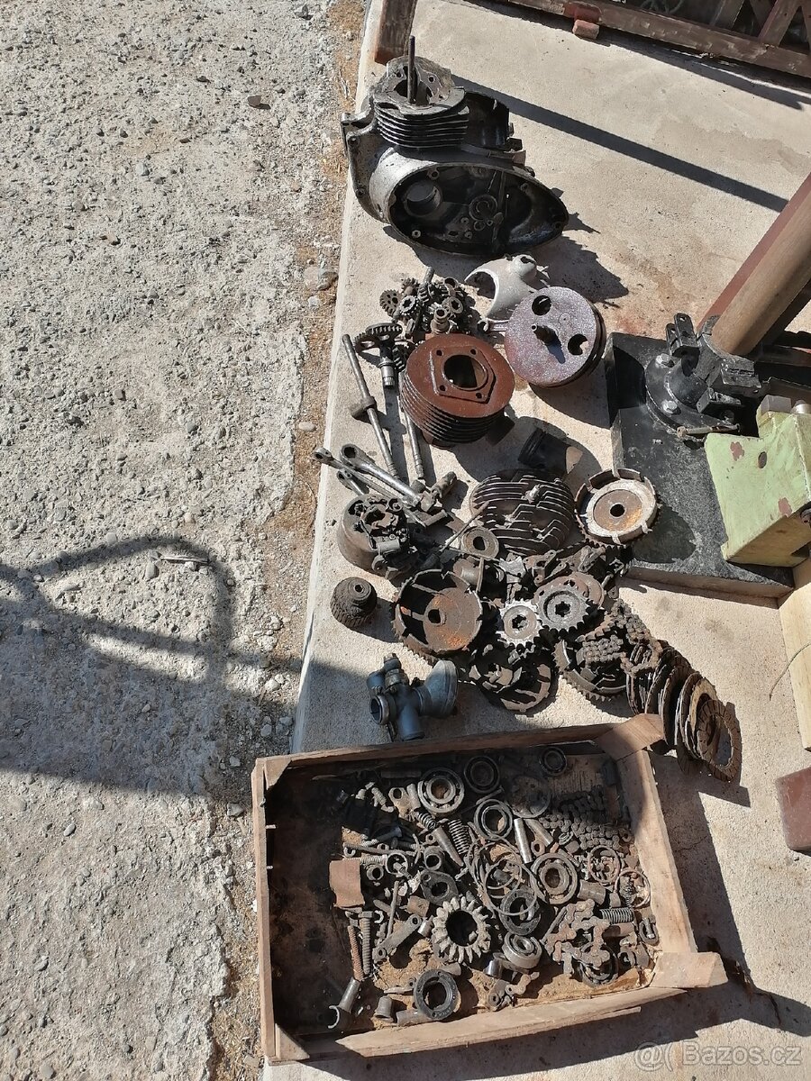 Motor Jawa 250 půlbuben rok 54 v.č 491